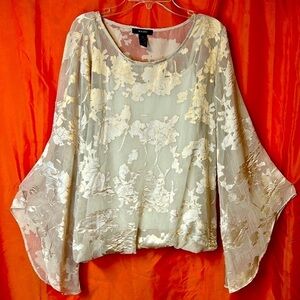 Alfani Women’s Top Size M Cream Shimmer Attached Cami Bell Sleeve